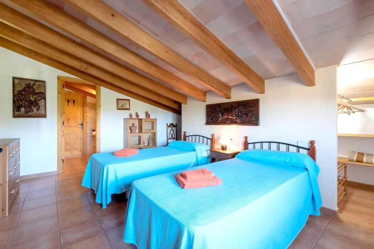 Villa With 2 Bedrooms In Mallorca With Wonderful Mountain View Private Pool Enclosed Garden 3 Km From The Beach スペイン