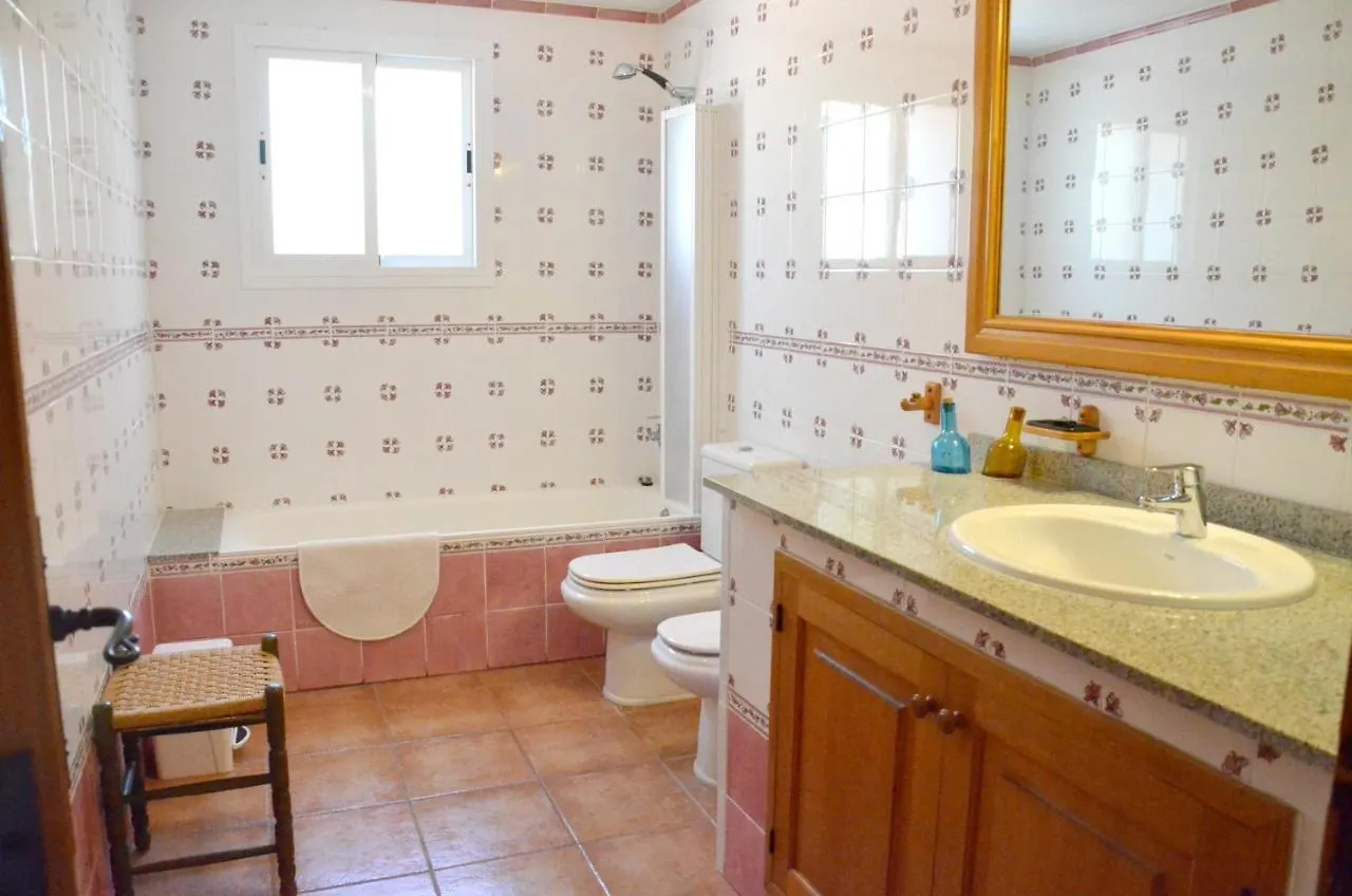 Villa With 2 Bedrooms In Mallorca With Wonderful Mountain View Private Pool Enclosed Garden 3 Km From The Beach スペイン